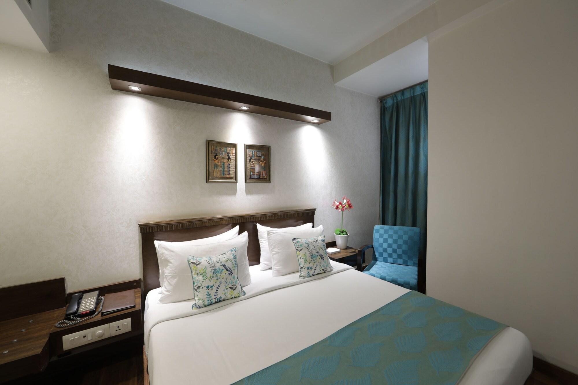 Rockland Hotel, C.R Park Nuova Delhi Esterno foto