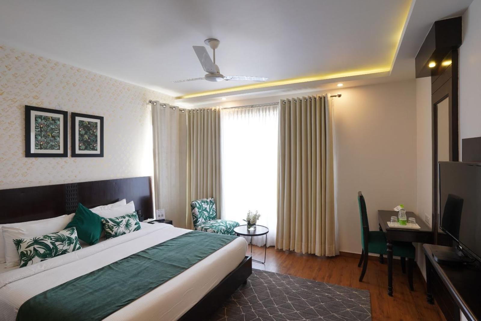 Rockland Hotel, C.R Park Nuova Delhi Esterno foto