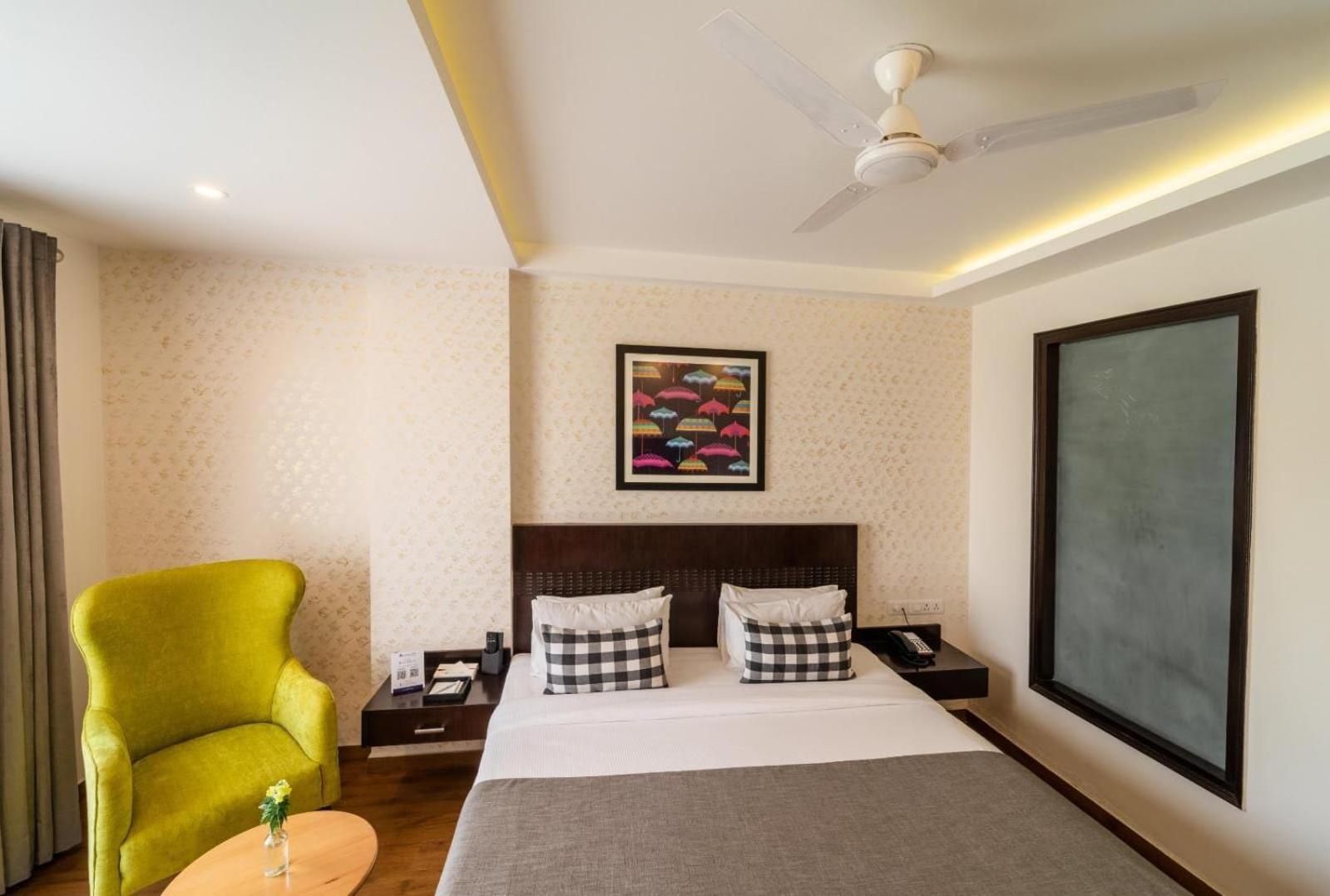 Rockland Hotel, C.R Park Nuova Delhi Esterno foto