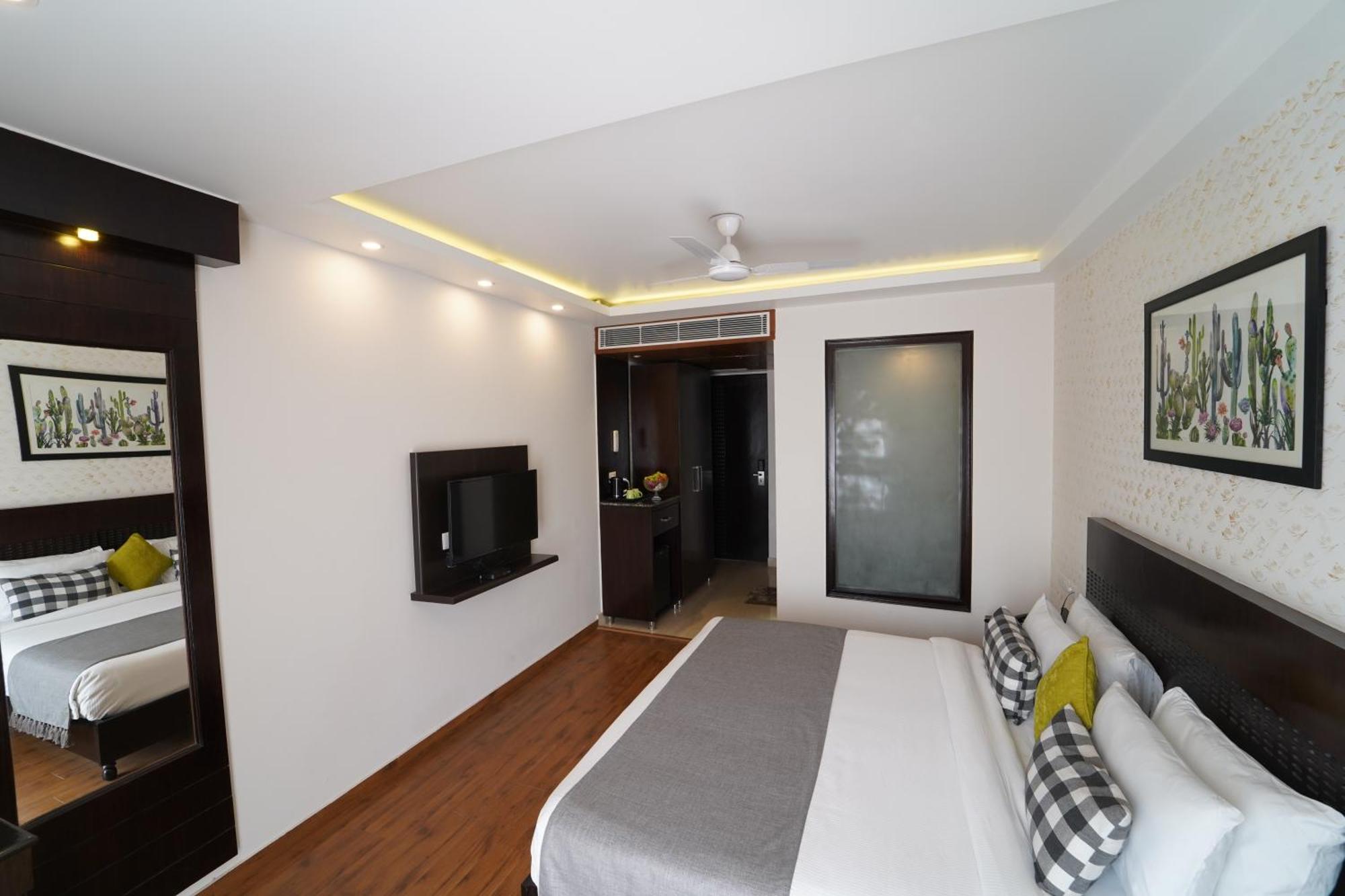 Rockland Hotel, C.R Park Nuova Delhi Esterno foto