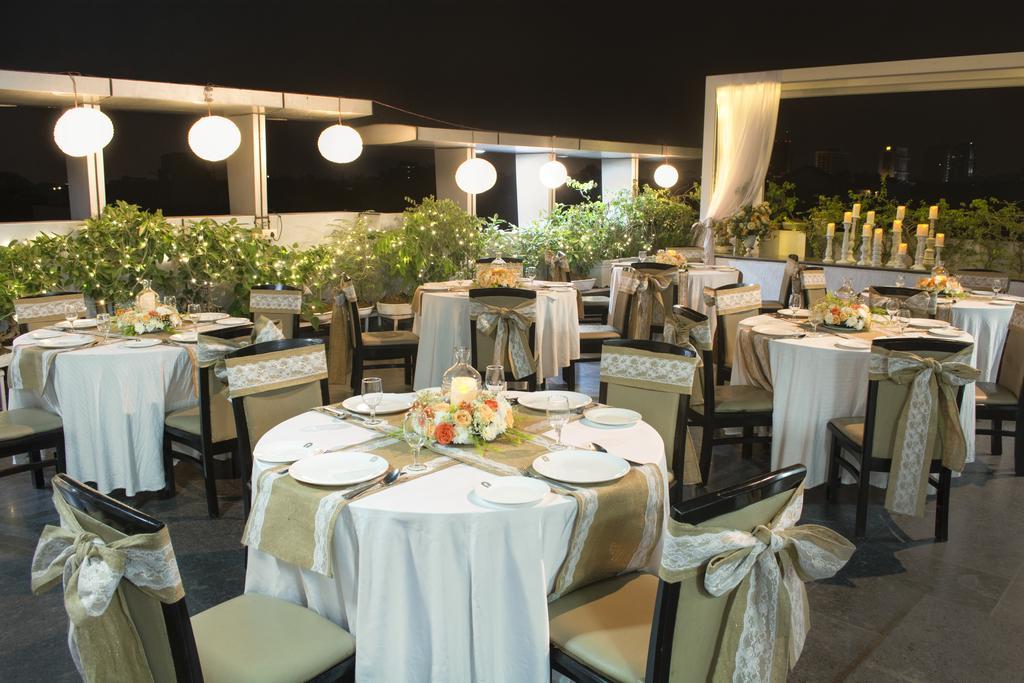 Rockland Hotel, C.R Park Nuova Delhi Esterno foto