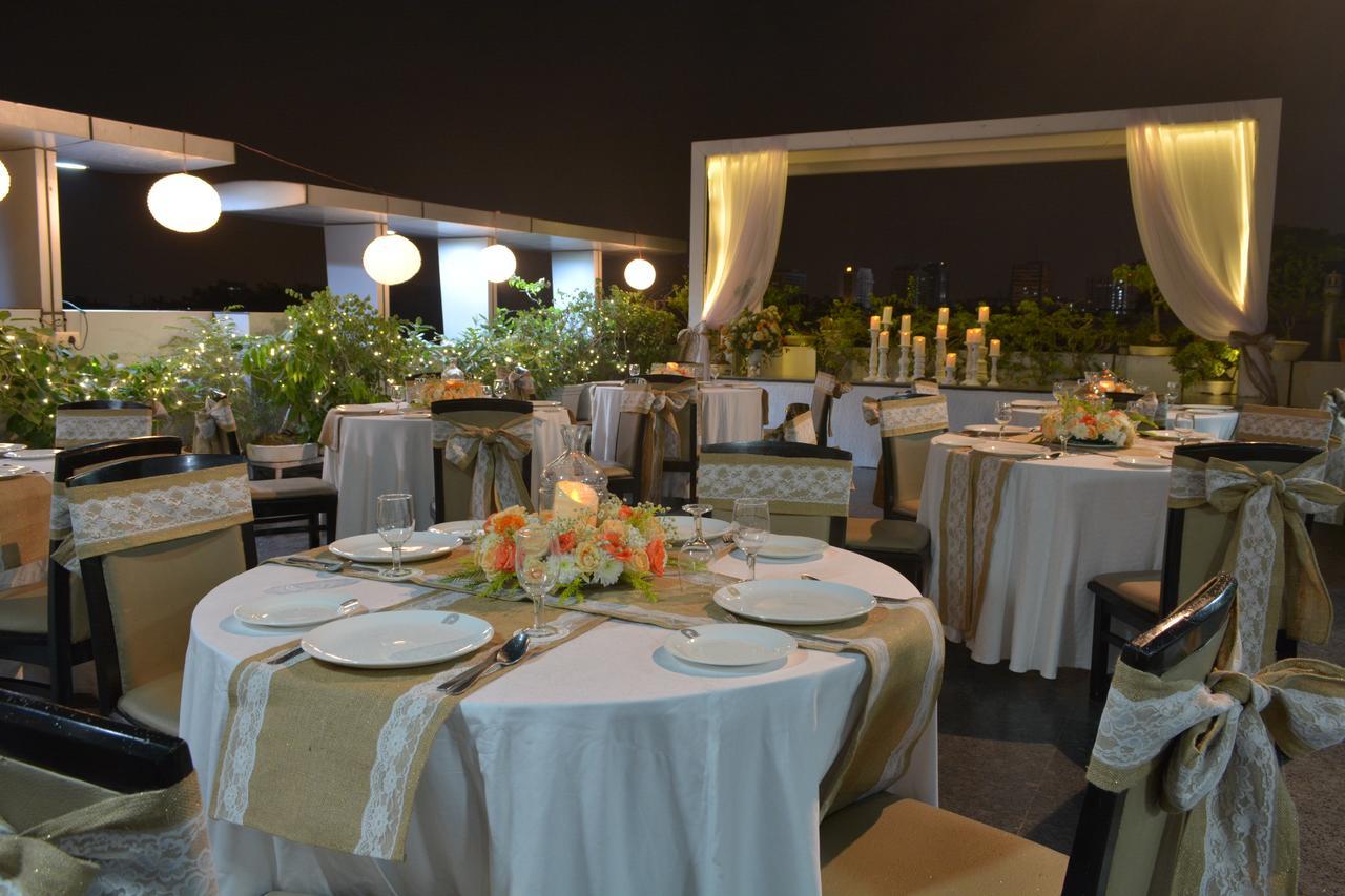Rockland Hotel, C.R Park Nuova Delhi Esterno foto